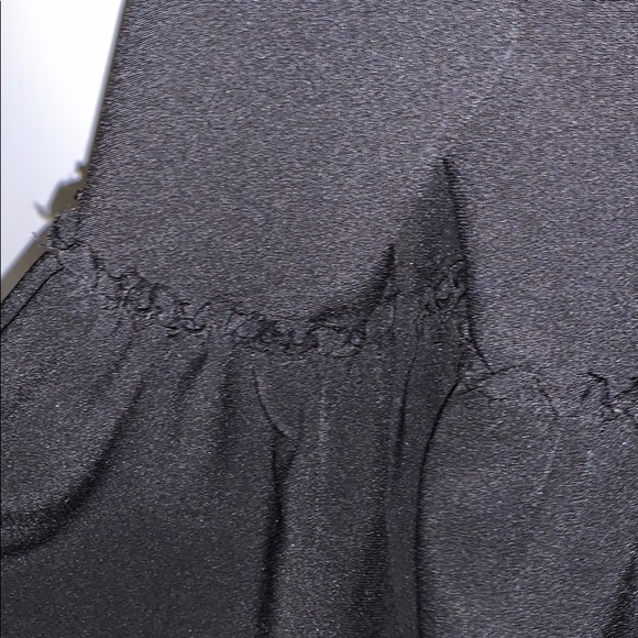 Bell sleeve ruffled jacket - Picture 3 of 4